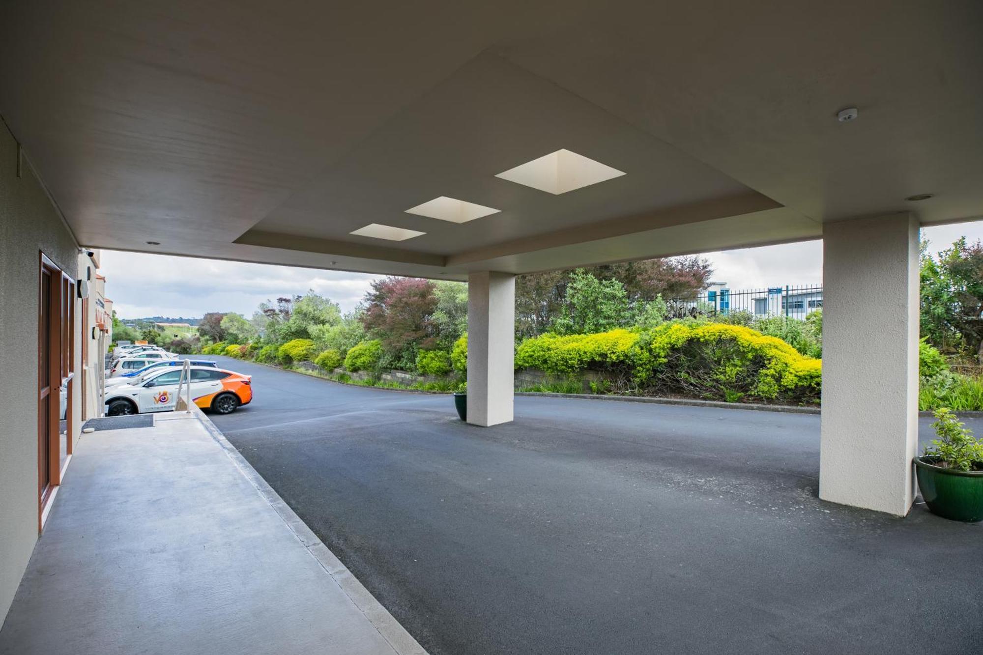Albany Executive Motor Inn Limited オークランド エクステリア 写真
