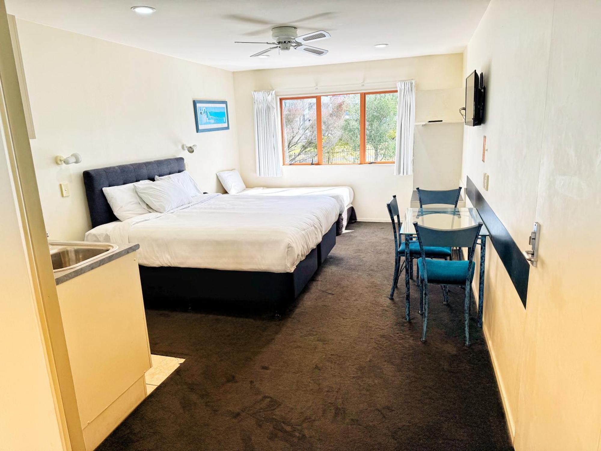 Albany Executive Motor Inn Limited オークランド エクステリア 写真